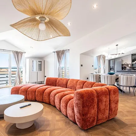 Apartament B Luxury Near W Big Terrace & Sea View